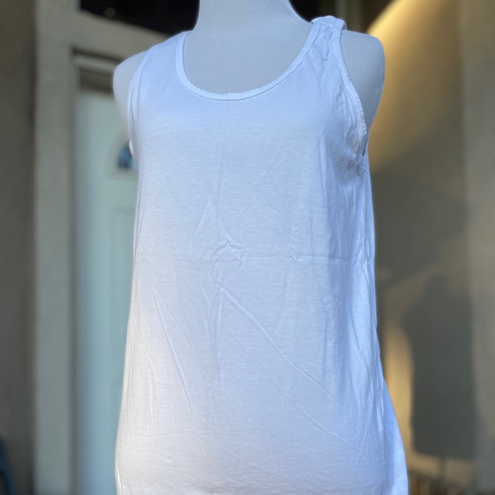 white tank